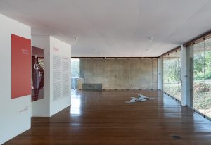 Casa de Vidro Exposicao