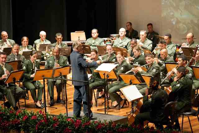 Banda Sinfônica do Exército faz apresentação na EsPCEx no sábado, 27 de julho