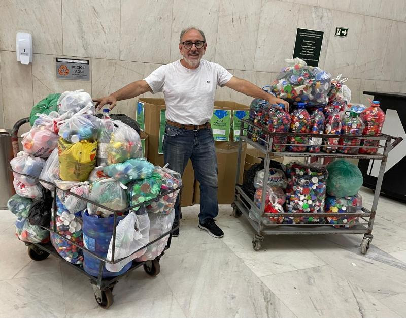 Solidariedade: SerSol arrecada tampinhas plásticas para o Centro Cultural Louis Braille