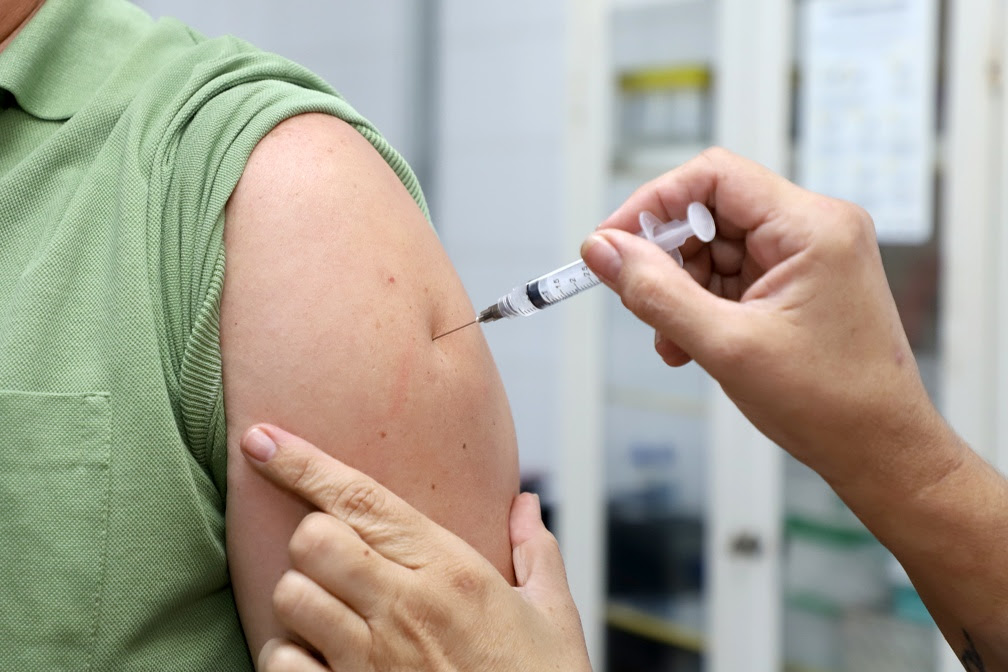 Campinas atinge   320,5 mil doses aplicadas de vacina contra a gripe