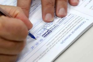 Vacina esta disponivel nos centros de saude Foto Fernanda Sunega