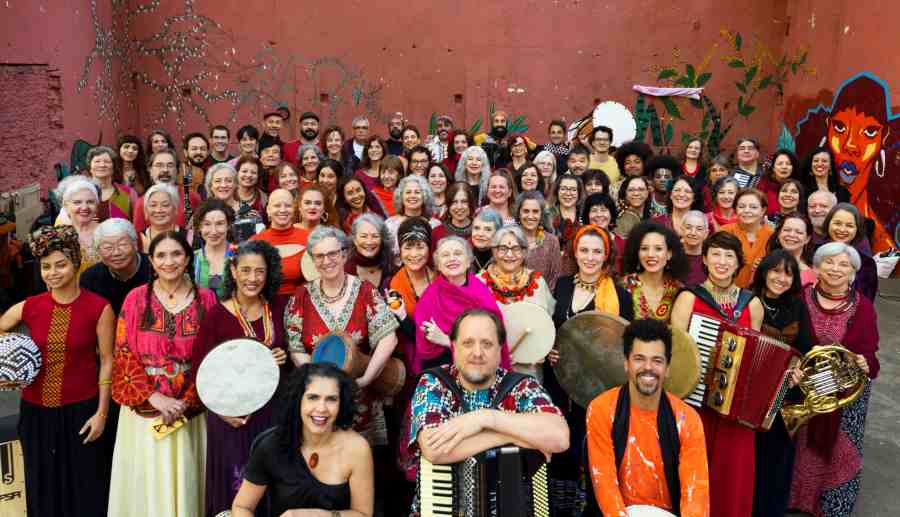 A Magnífica Orchestra de Músicas do Mundo se apresenta no Sesc Piracicaba