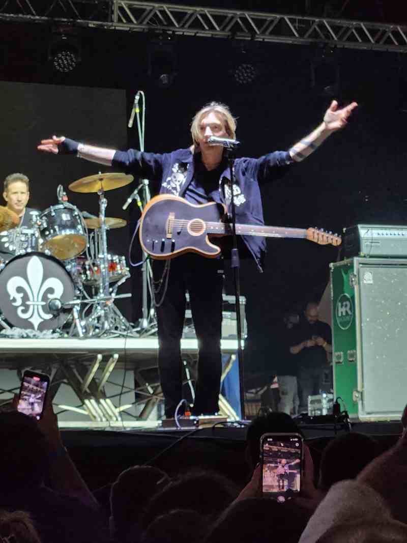 The Calling reúne 20 mil pessoas em show gratuito na Praça Arautos da Paz