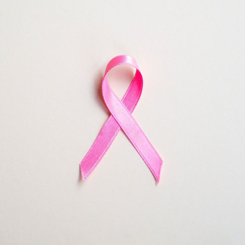 Outubro Rosa: Obesidade já é um dos principais fatores de risco para o câncer de mama, alerta especialista