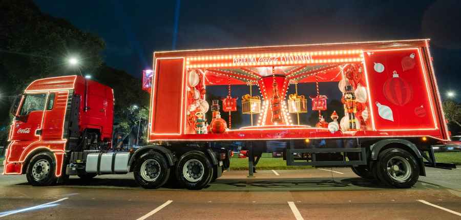 Caravana de Natal da Coca-Cola FEMSA Brasil desfila por Campinas nesta quarta-feira,12