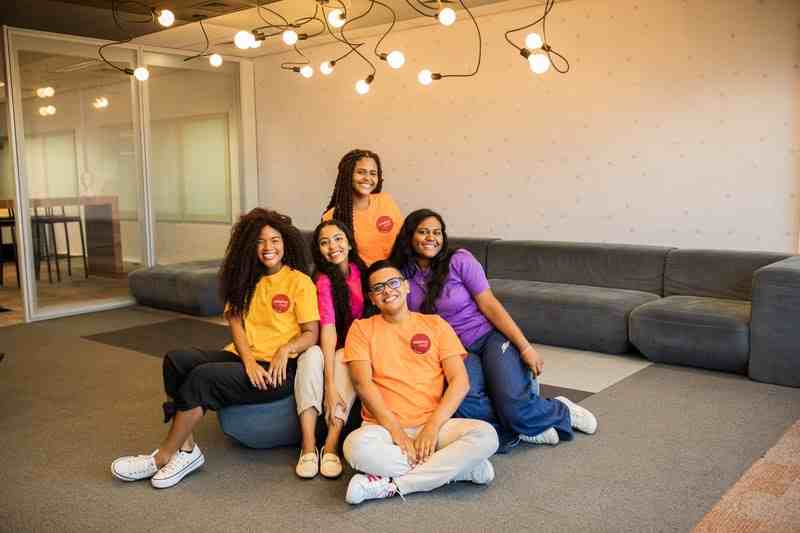 Coletivo tem mais de mil vagas de emprego abertas em São Paulo