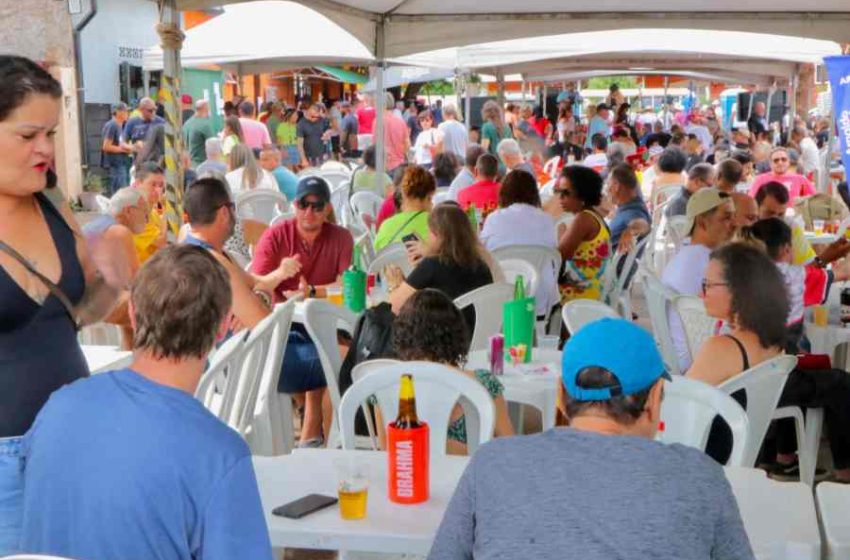 22a edicao da tradicional Festa do Fecha Corpo ocorre em Barao Geraldo foto Firmino Piton Arquivo PMC