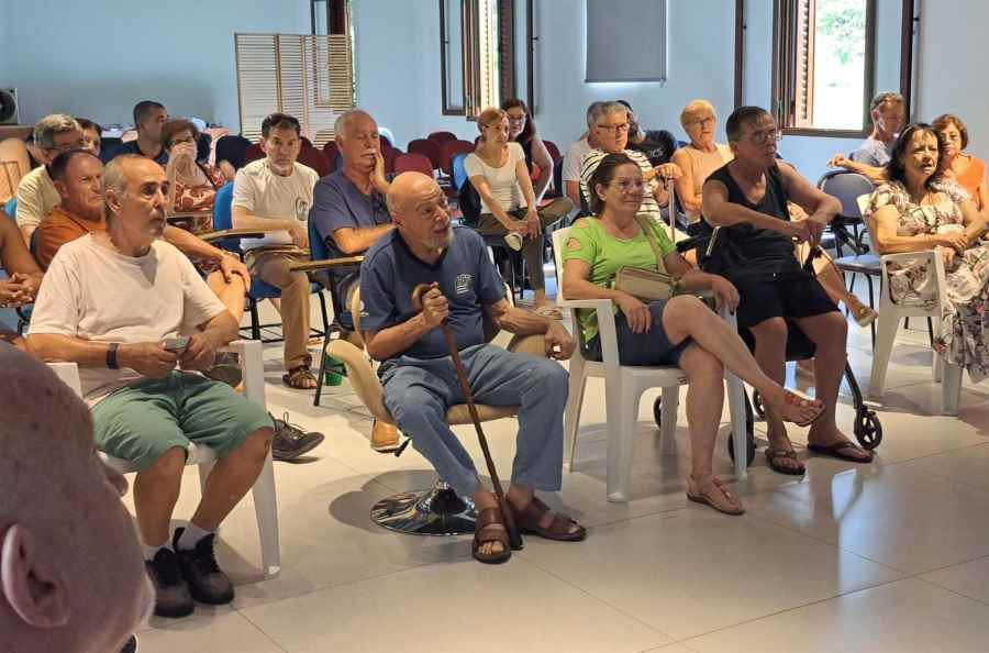 Encontro mensal da ACP foca em oficinas de origami e atividade física