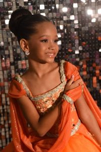 Lara Vitoria rosto Fotografa Mara Repetski