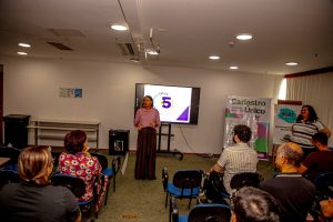 Campinas celebra 25 anos do Cadastro Único e atende 142.420 famílias 2 Valdirene de Lima Valtriani