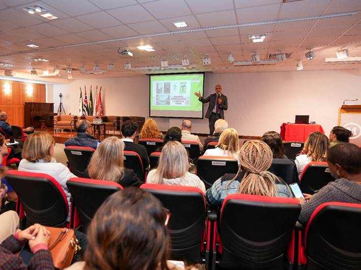 Evento debate afeto pertencimento e aprendizagem nas escolas Divulgacao