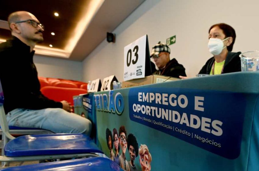 Feirao de Emprego e Oportunidades Jd Liliza Foto Carlos Bassan