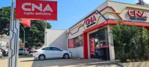 CNA Guanabara e Instituto ARNEA celebram 17 anos de parceria que transforma vidas por meio da educação 2 Sede do CNA Guanabara Divulgacao