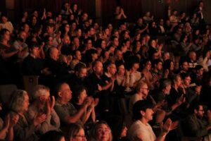 Publico no Teatro Centro de Convivencia Cultural Foto Firmino Piton PMC